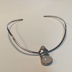 Elegant Real Silver Necklace with White Pearly Stone